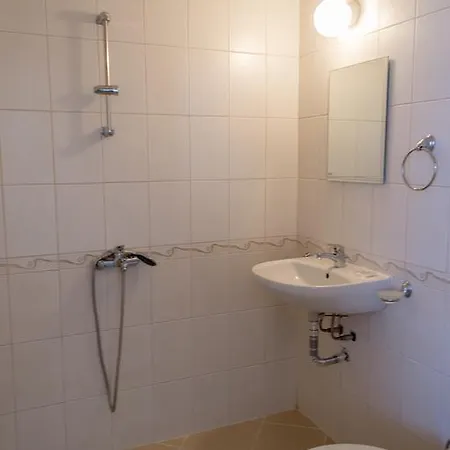 Hotel Sandor 2*